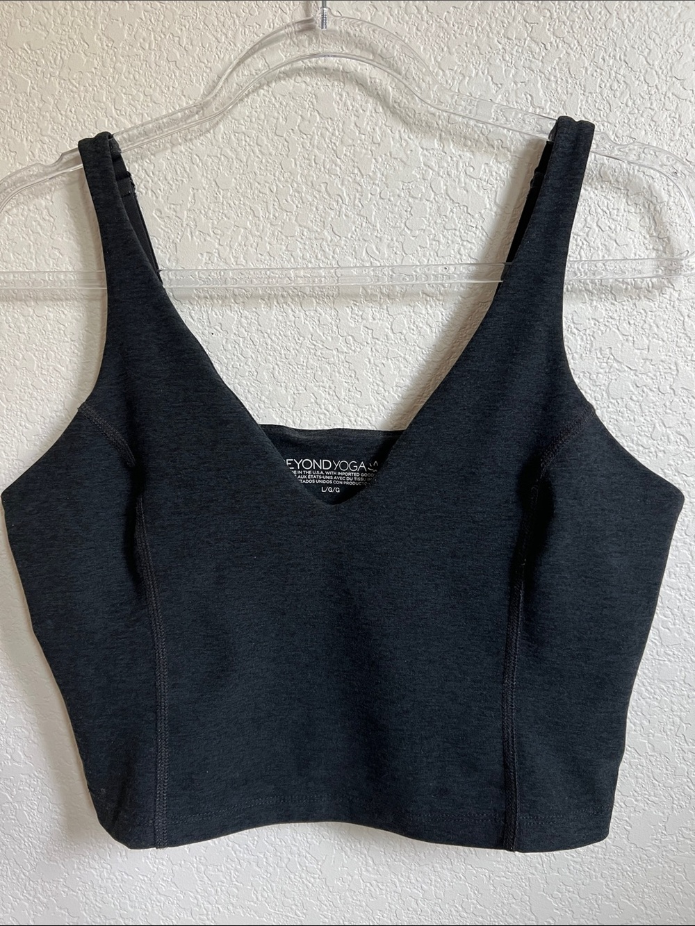 Women’s Black Workout Top REI Beyond Yoga 🪷